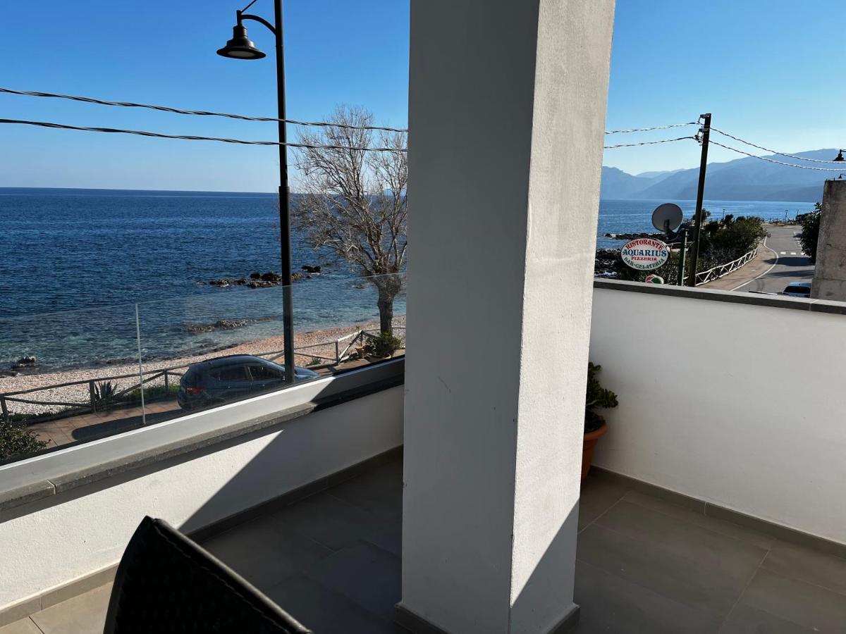 Fronte Mare Apartamento Cala Gonone Exterior foto
